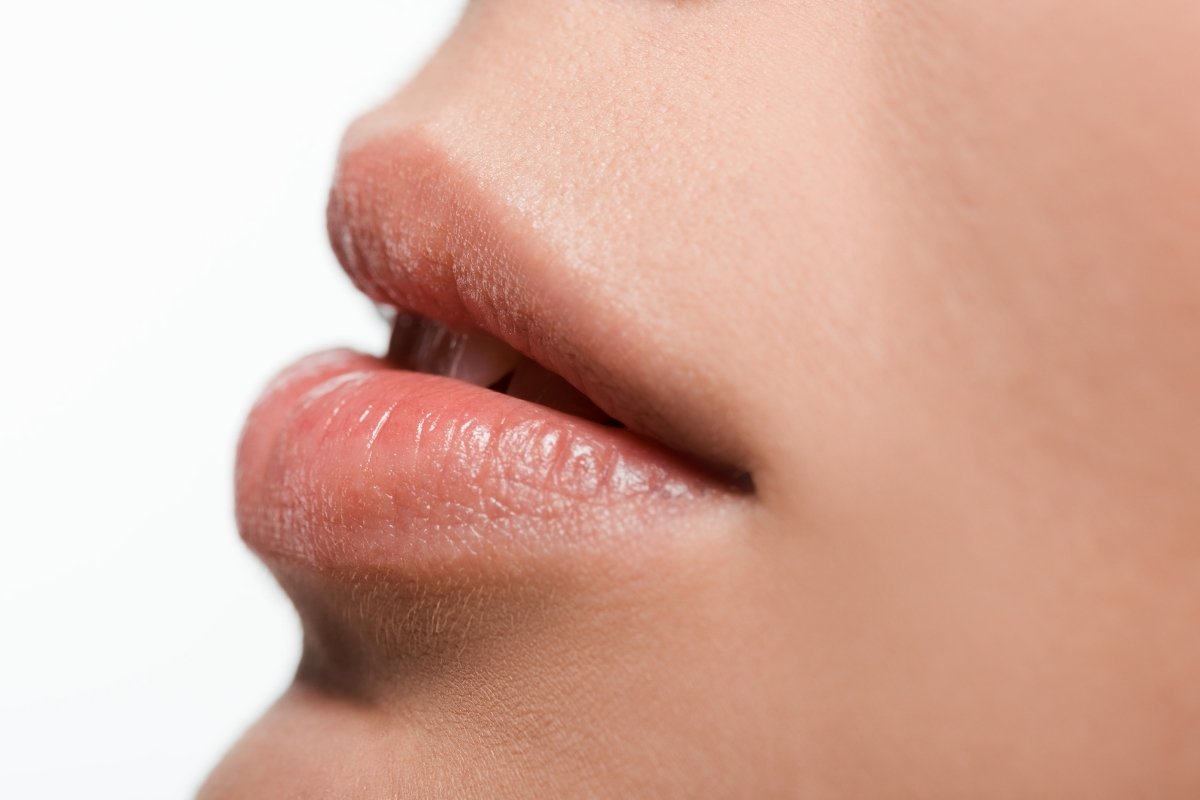 Why Your Lip is Swollen and How to Treat It?